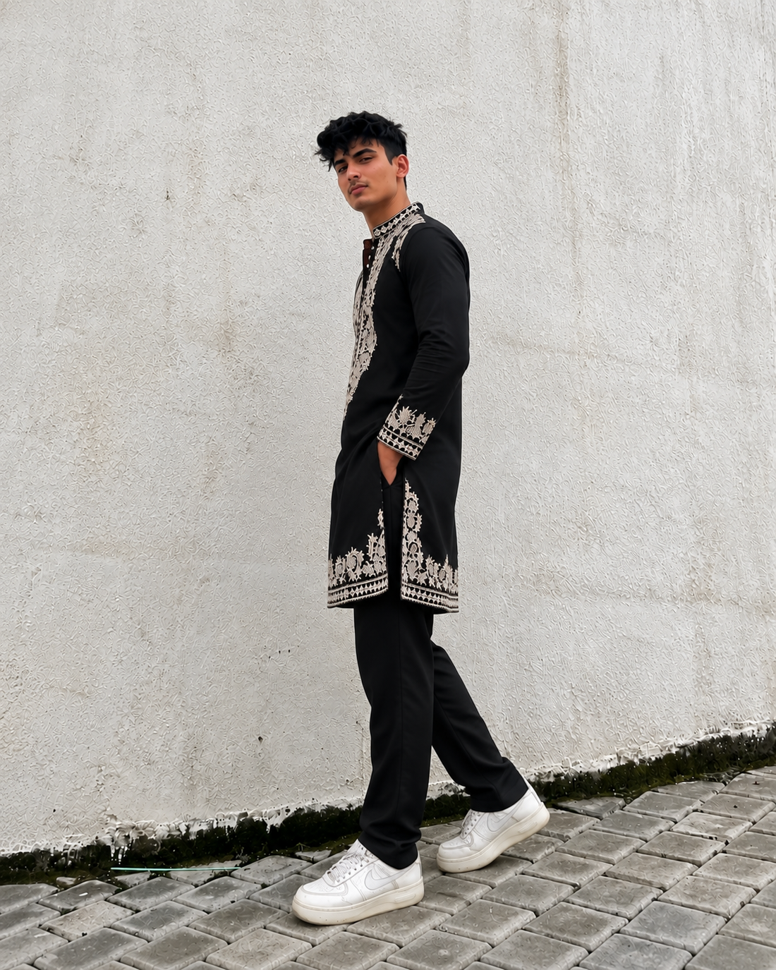 Black Antique Viscose Kurta Full Set With Embroidery