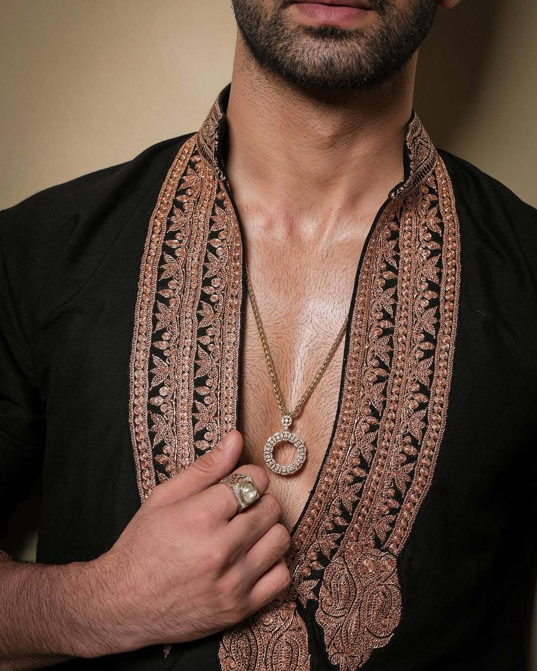 Z Black & Gold Celebrities Tilla Placket Kurta Pant Set